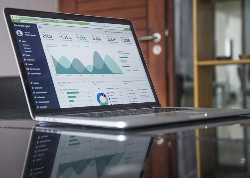 Transparent analytics